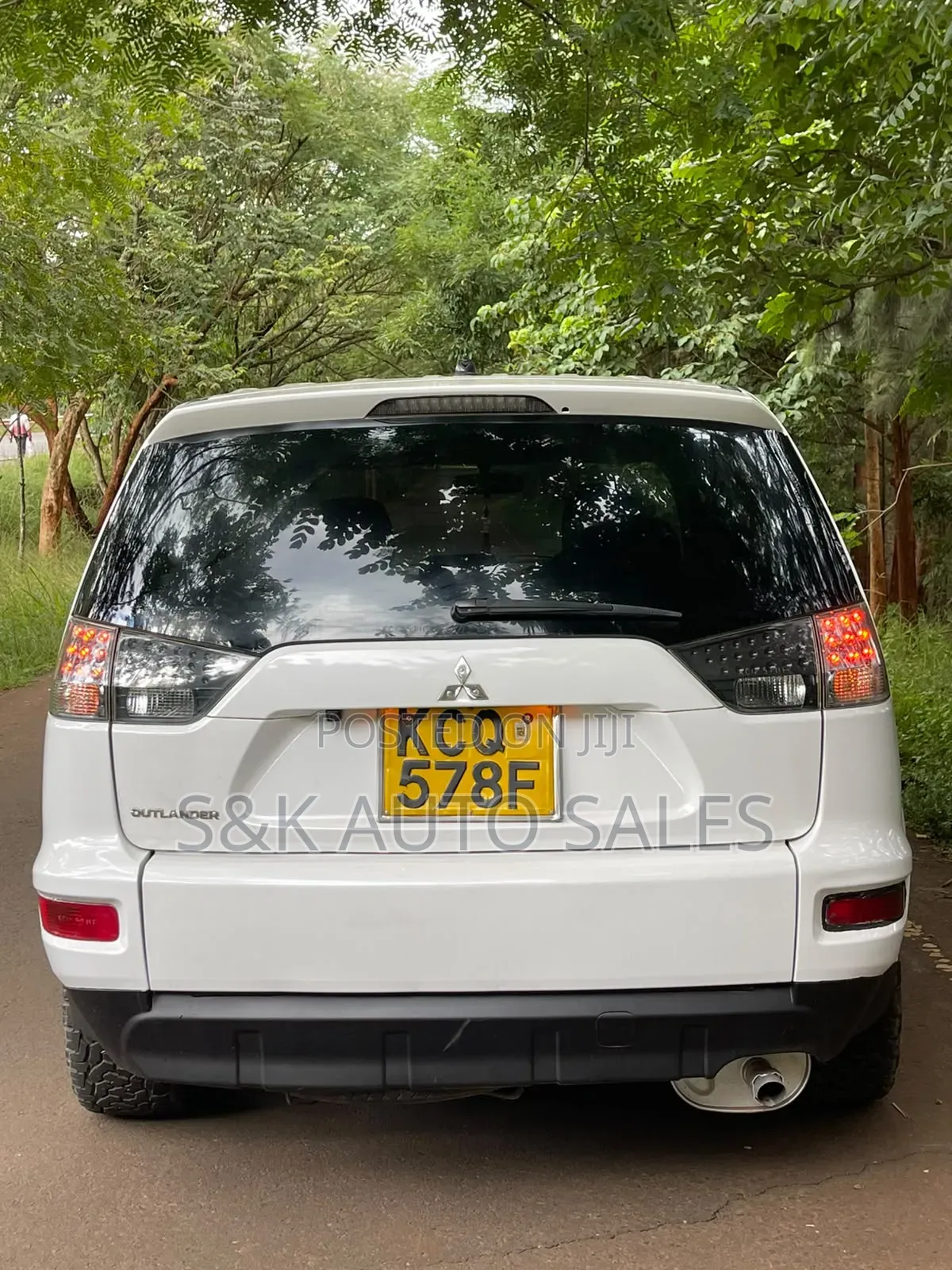 Mitsubishi Outlander 2012 White