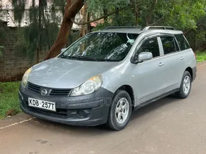 Nissan Advan 2014 Silver