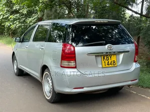 Toyota Wish 2007 Silver