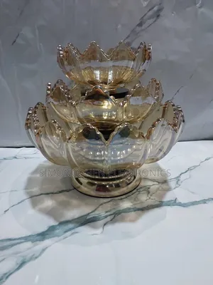 Very High Quality 3 Arm Elegant Multi-Purpose Display Serving Bowls