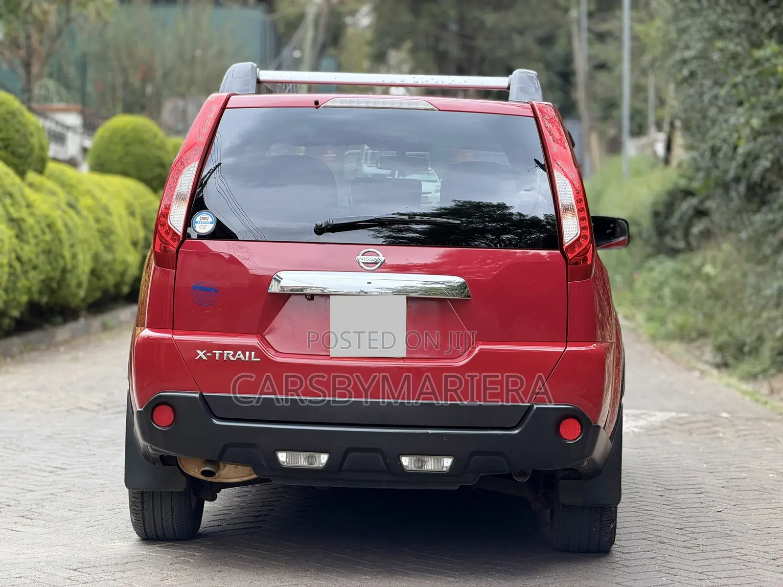 Nissan X-Trail 2.0 Petrol XE 2012 Red