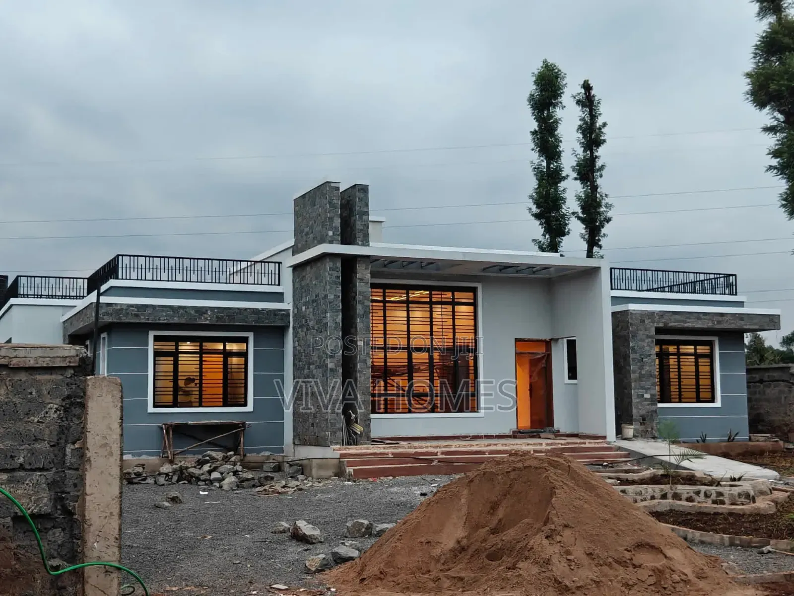 Bungalow Hidden Roof Design, Build and Interior Finishes