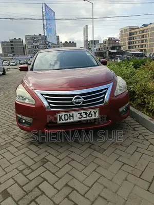 Nissan Teana 2015 Red