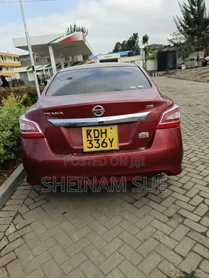 Nissan Teana 2015 Red