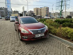 Nissan Teana 2015 Red