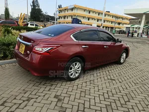 Nissan Teana 2015 Red