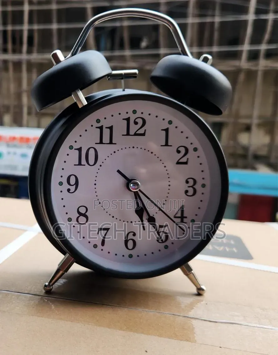 *Vintage Alarm Clock Classic Retro Twin Bell
