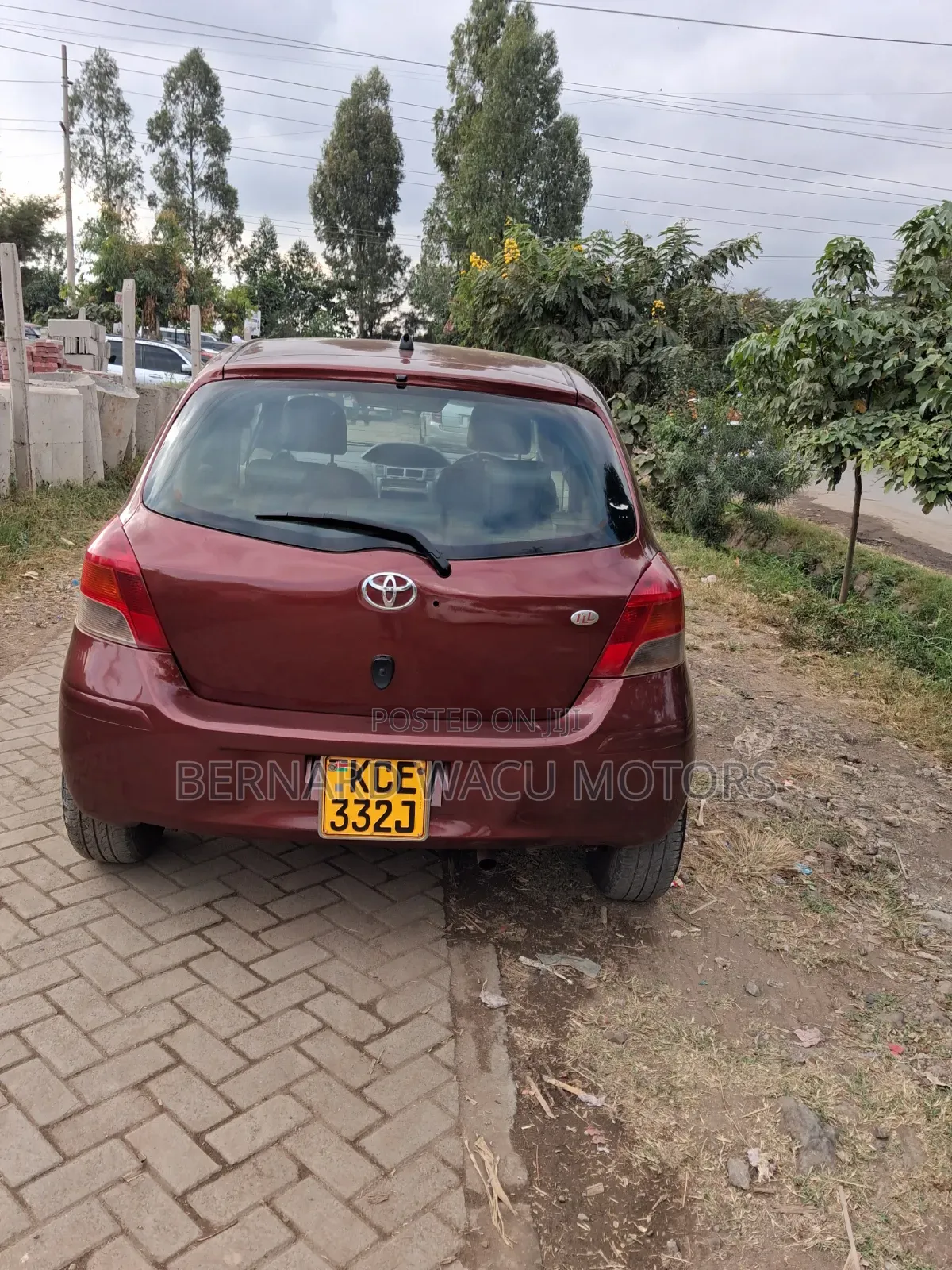 Toyota Vitz 2008 Maroon