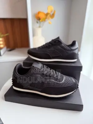 Zara Retro Mesh Sneakers
