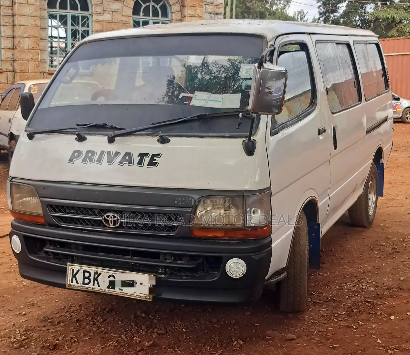 Toyota HiAce 2005 White