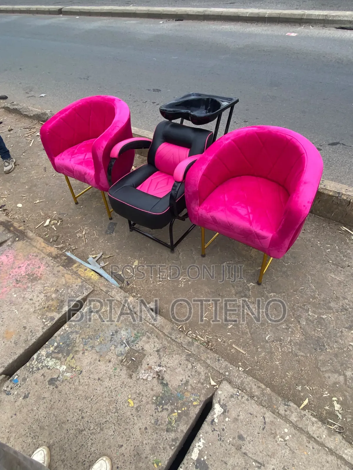 Two Pin Styling Seats