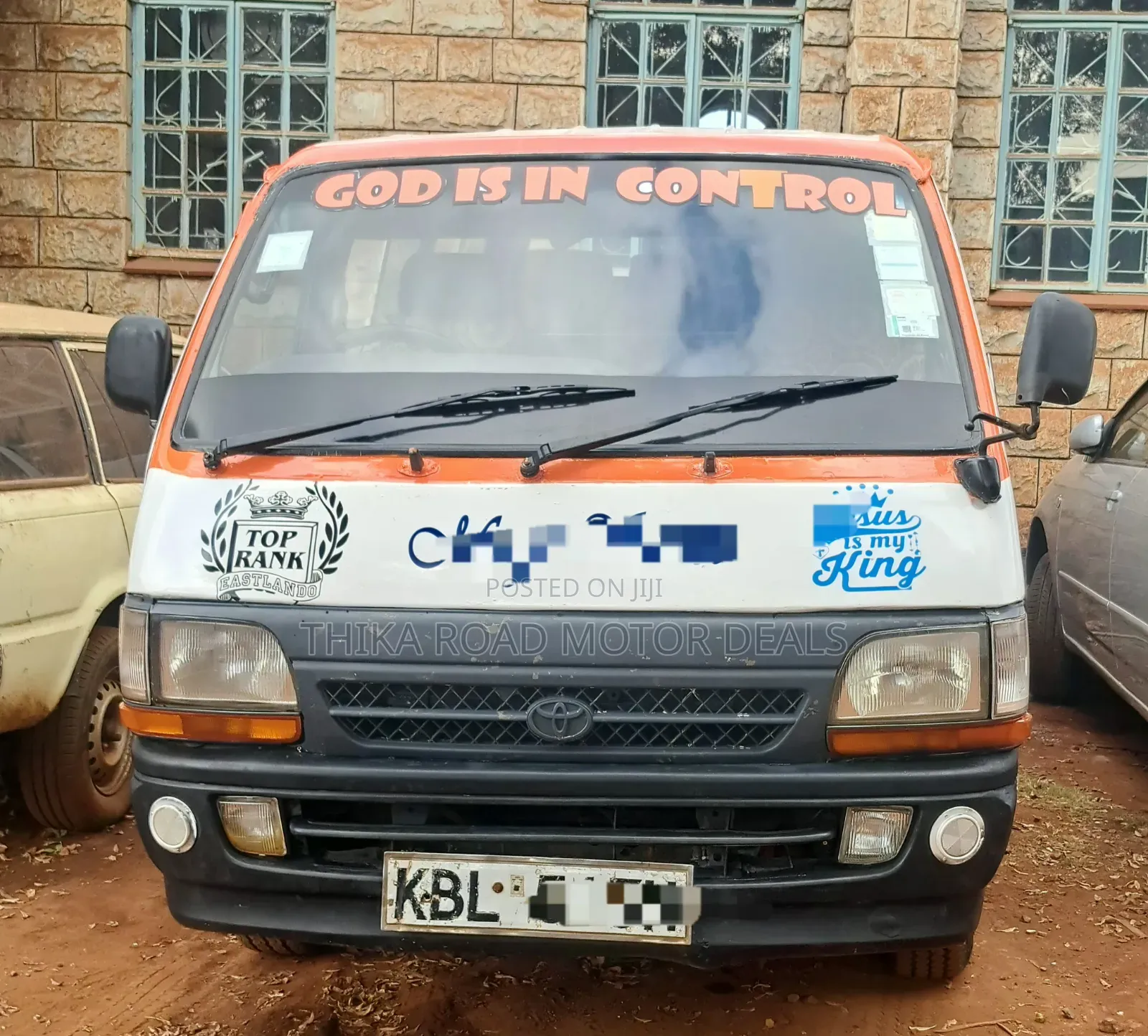 Toyota HiAce 2004 White