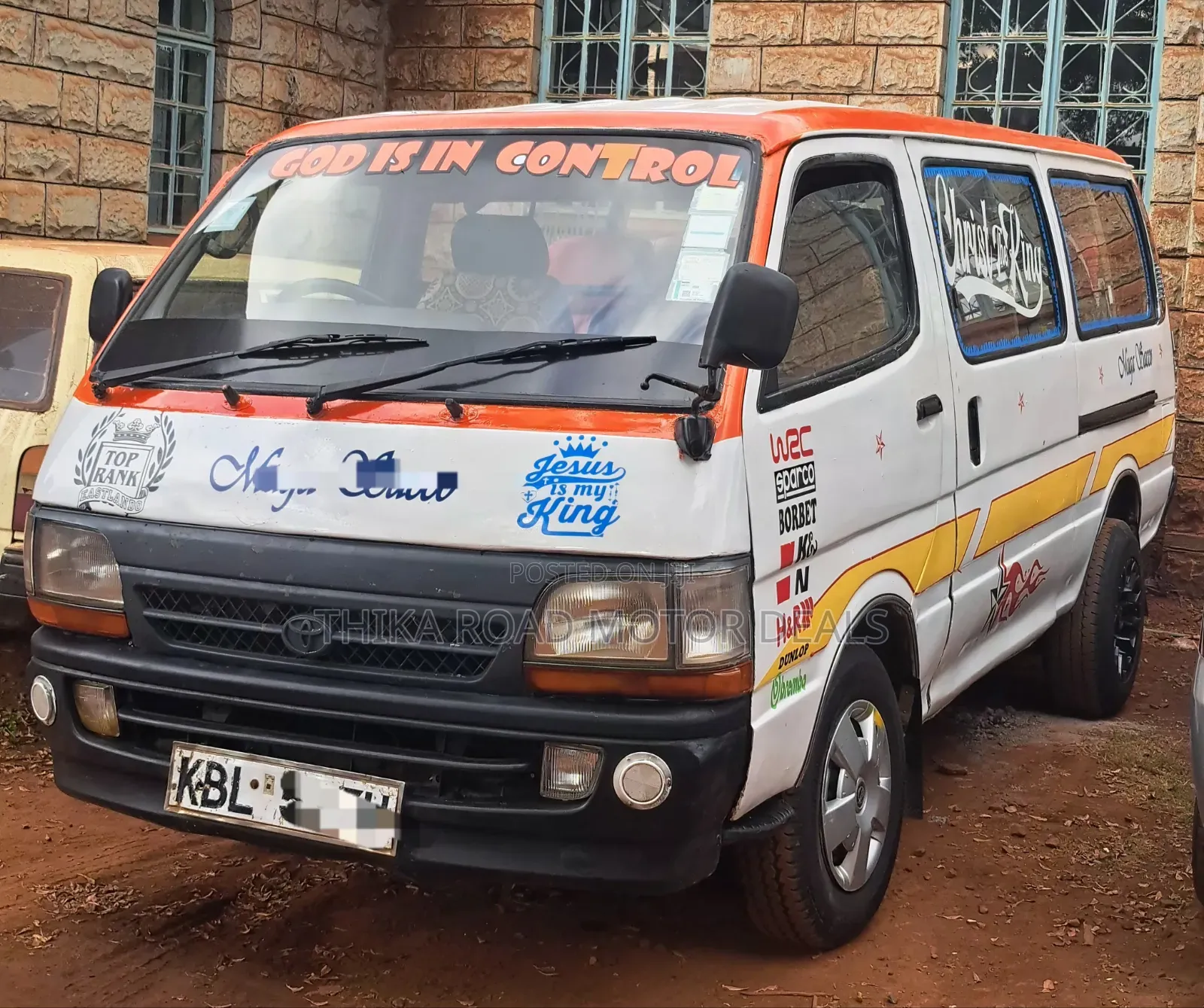 Toyota HiAce 2004 White