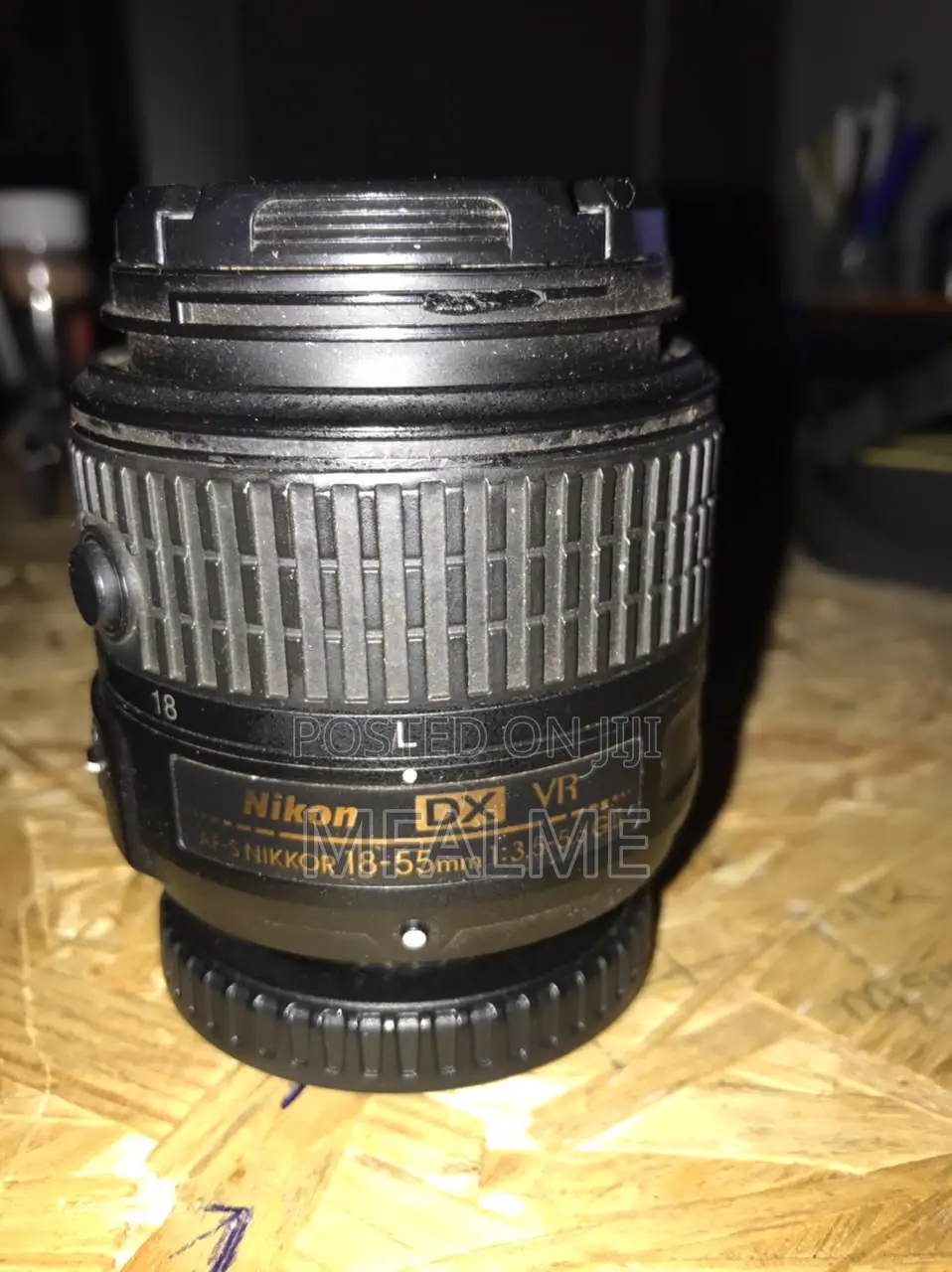 Nikon D5200nikon D5200 + 18-55mm Kit Lens + Speedlight