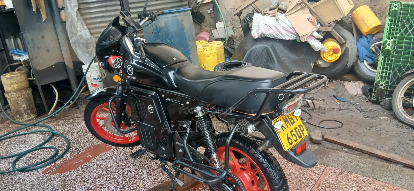 Arc Vector 2025 Black