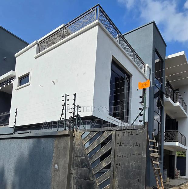 4bdrm Maisonette in Varsityville, Kamakis for rent