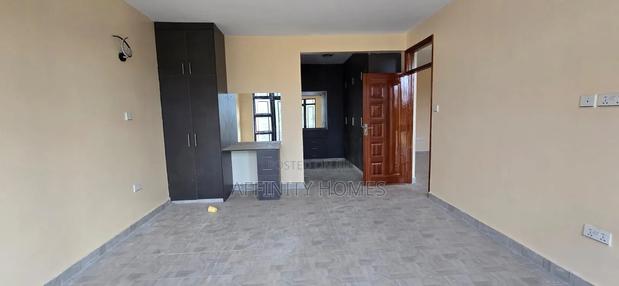4bdrm Maisonette in Varsityville, Kamakis for rent - thumbnail 4