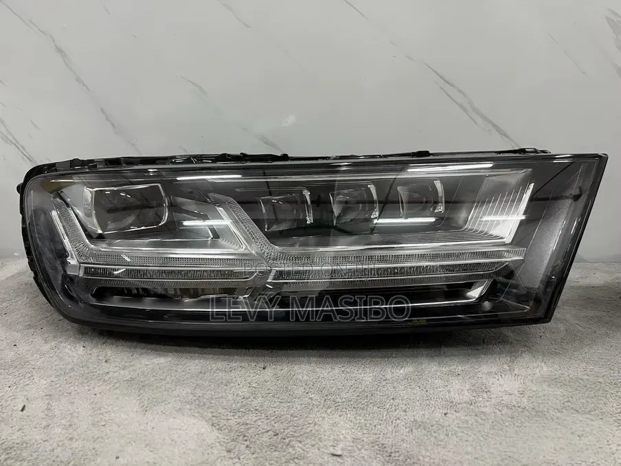 Audi Q7 Sq7 4m 215-2019 Led Headlight With Matrix Beam