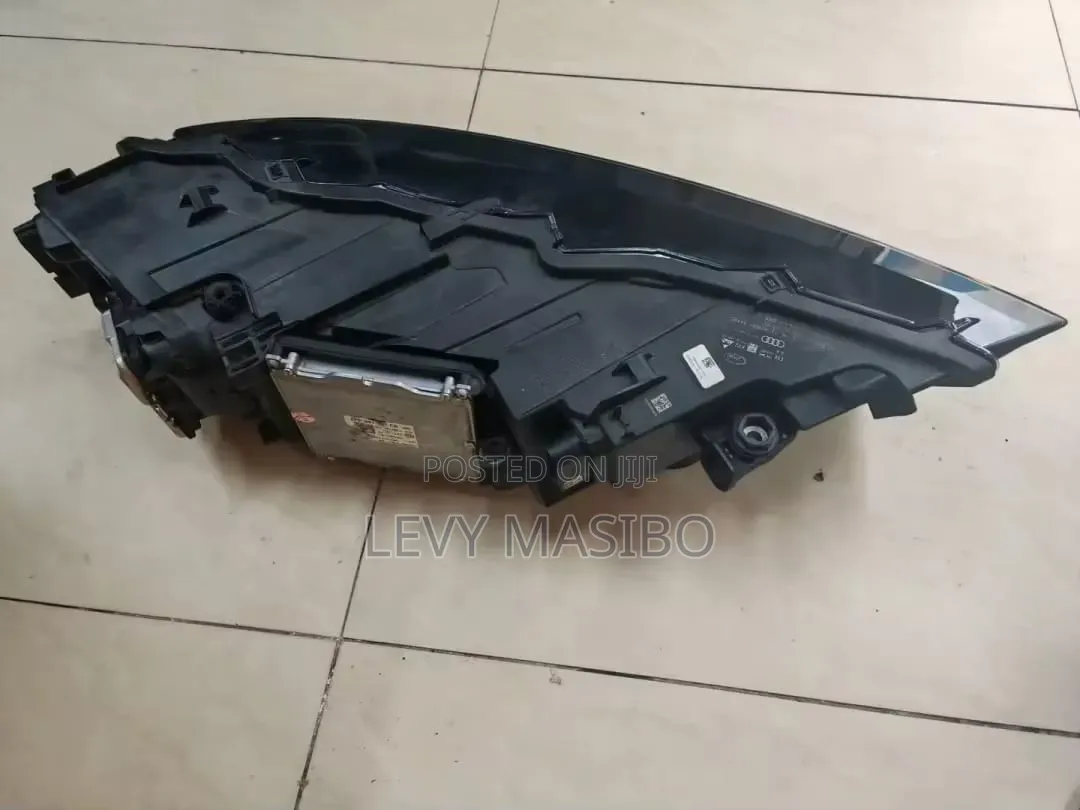 Audi Q7 Sq7 4m 215-2019 Led Headlight With Matrix Beam