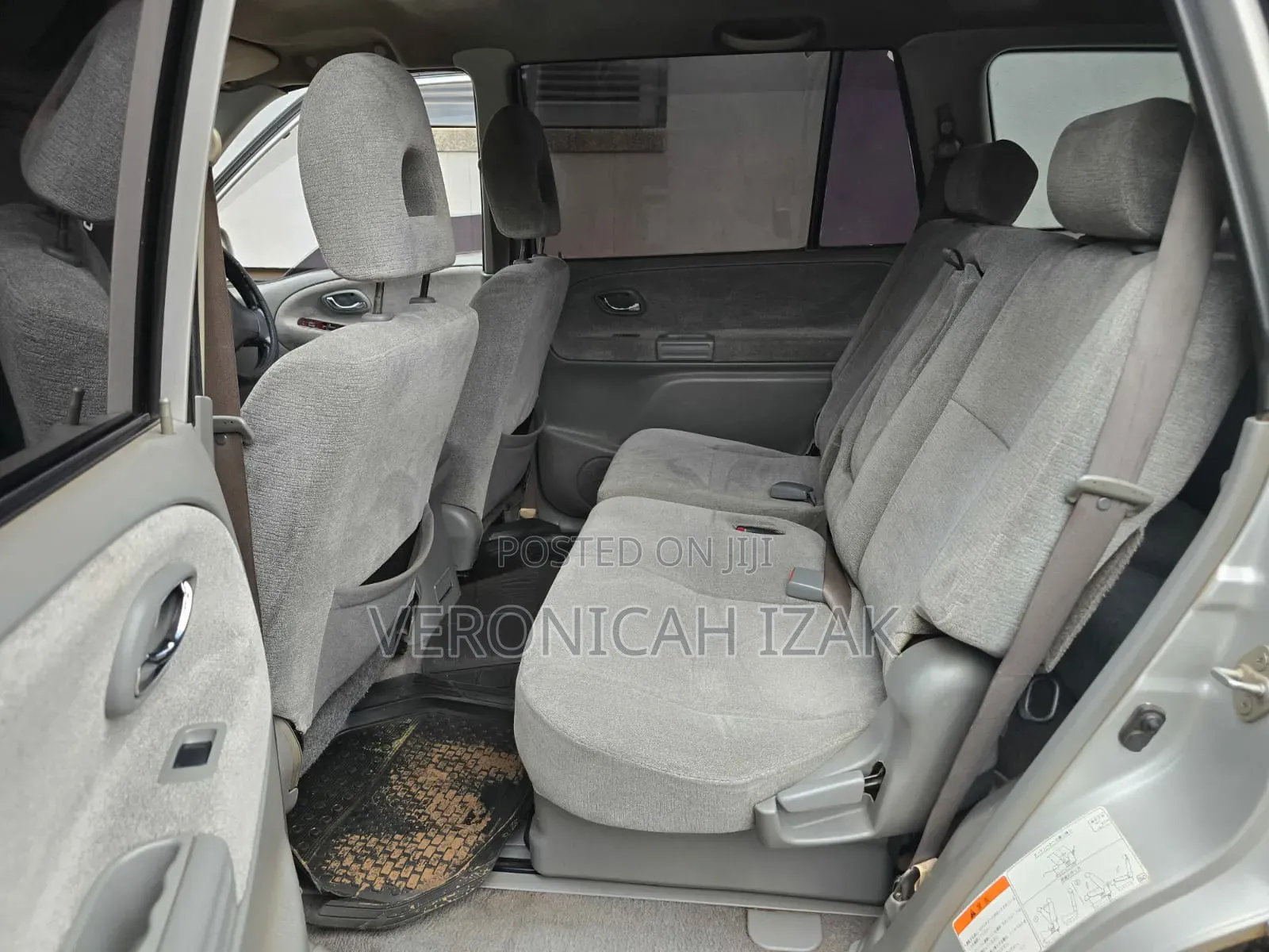 Suzuki Escudo 2004 Silver