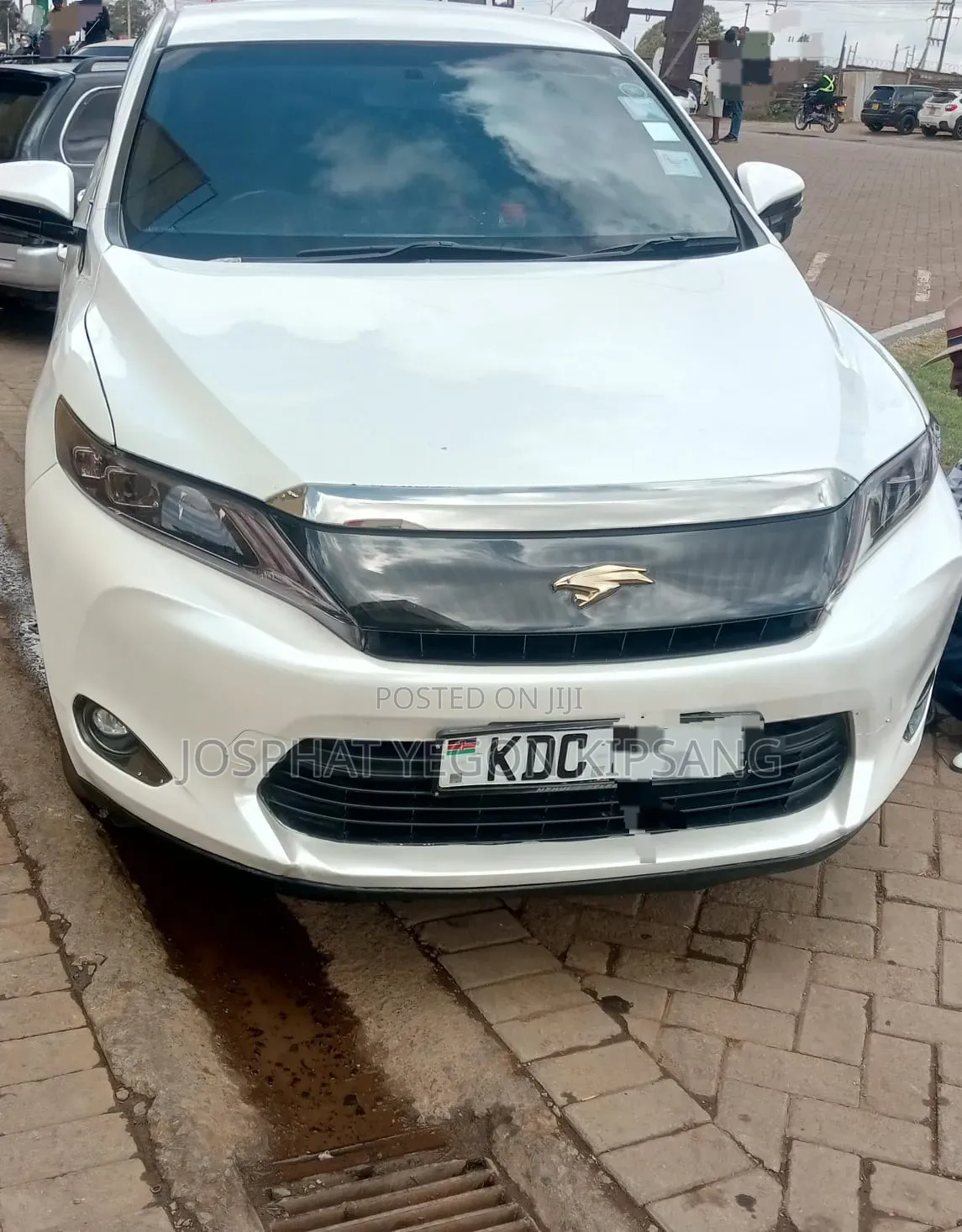 Toyota Harrier 2.0 2014 White