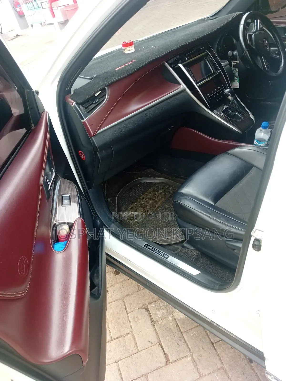 Toyota Harrier 2.0 2014 White