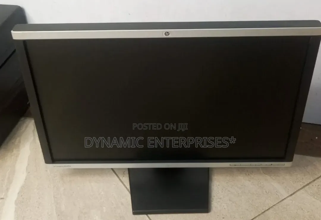 24 Inch Hp Monitor With Vga and Display