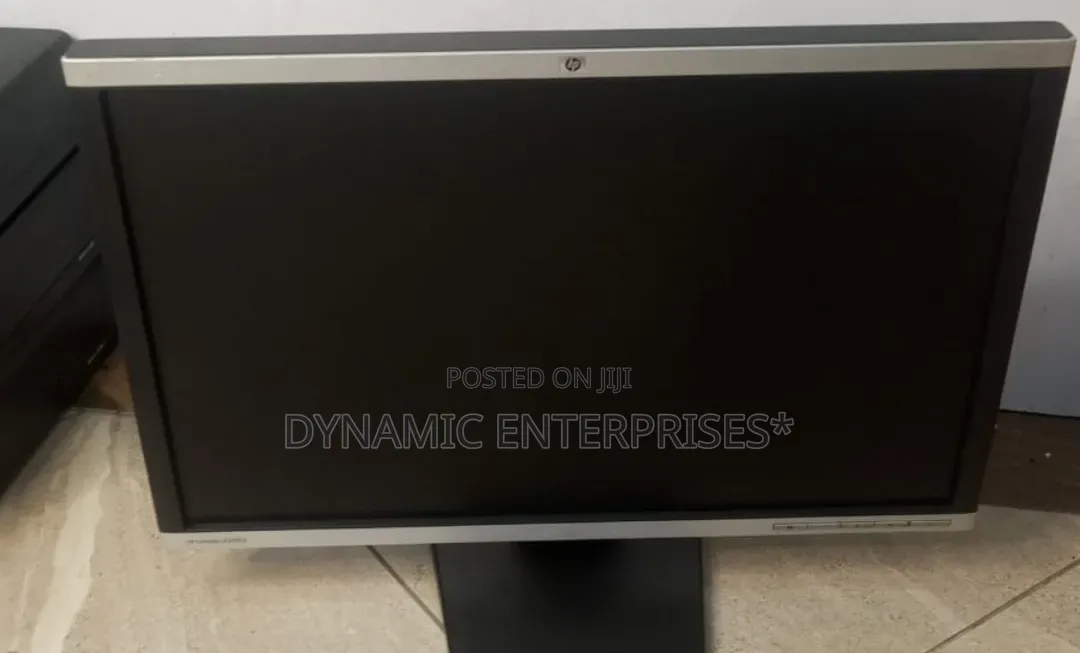 24 Inch Hp Monitor With Vga and Display