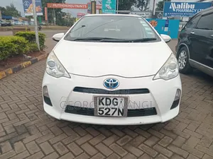 Toyota Aqua 2015 White