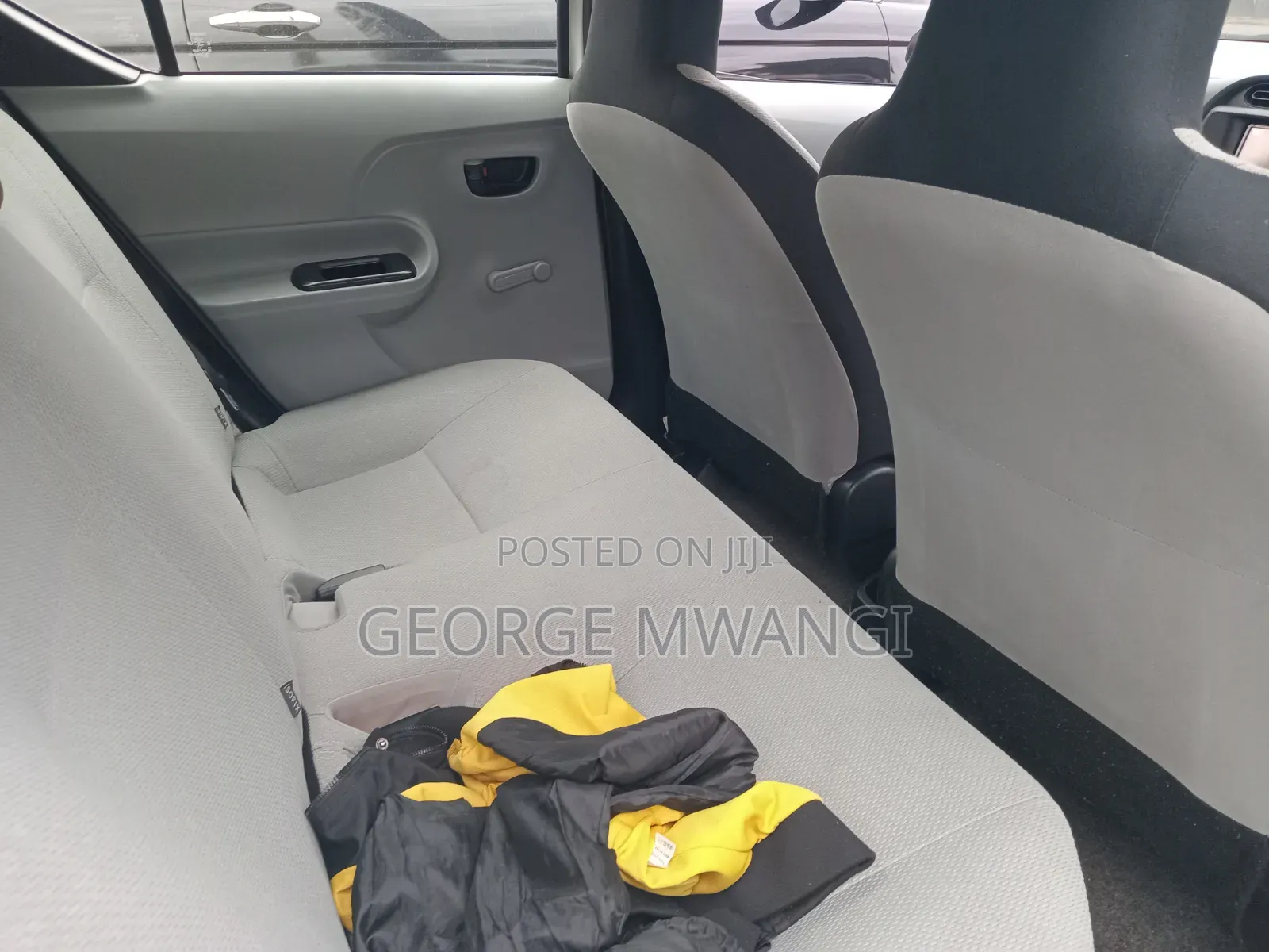 Toyota Aqua 2015 White