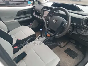 Toyota Aqua 2015 White