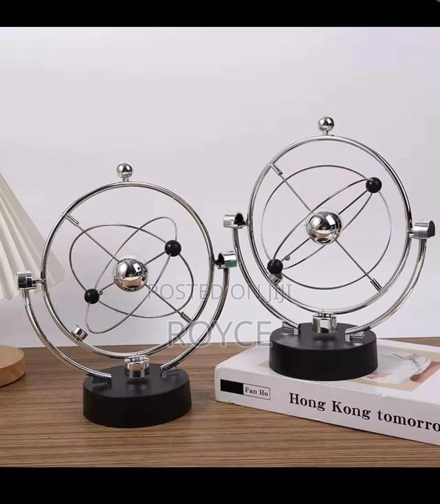 Luxury Pendulum Rotating Ball - thumbnail 3
