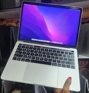 Laptop Apple MacBook Pro 2016 8GB Intel Core i5 SSD 256GB