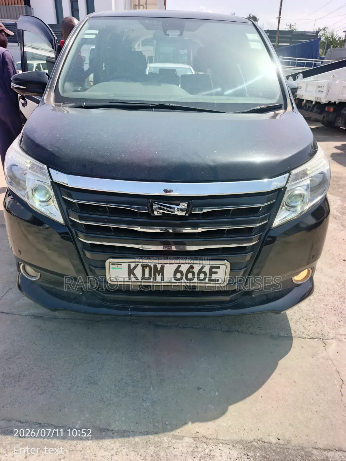 Toyota Noah 2017 Black