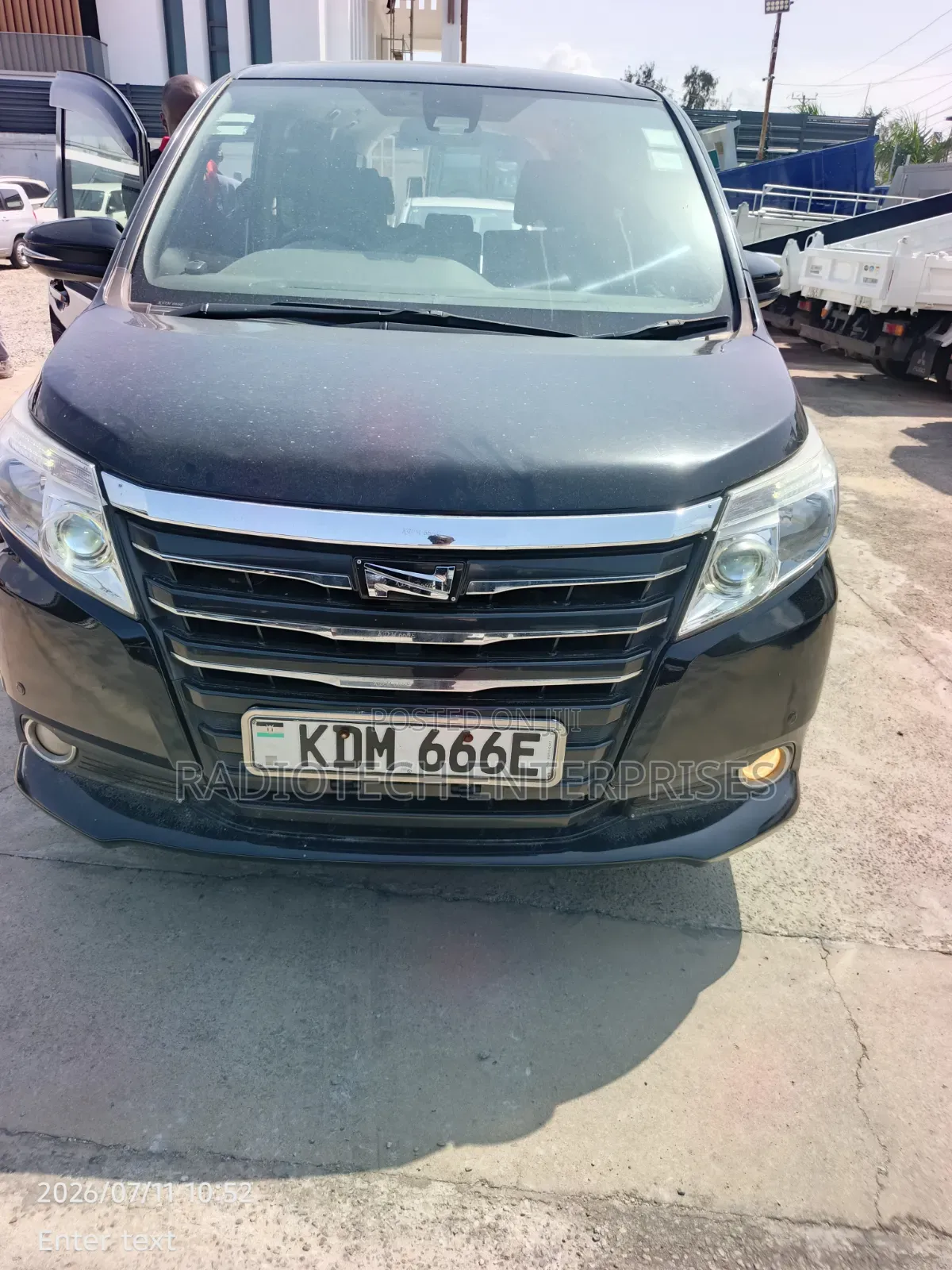 Toyota Noah 2017 Black