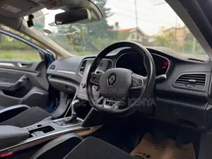 Renault Megane 2019 Blue