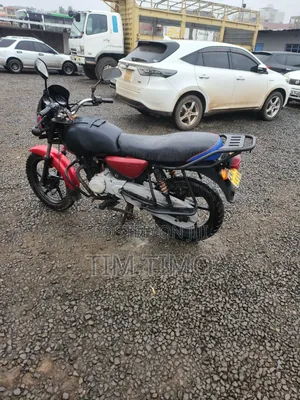 Bajaj Boxer 150 UG 2024 Red
