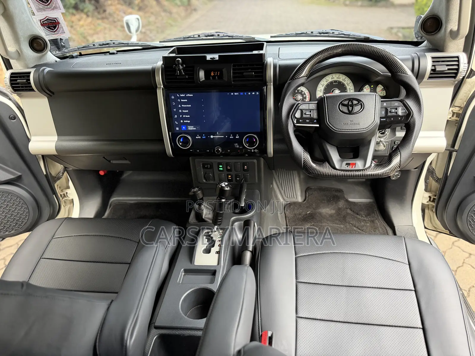 Toyota FJ Cruiser 2014 White