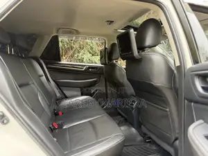 Subaru Outback 2016 White