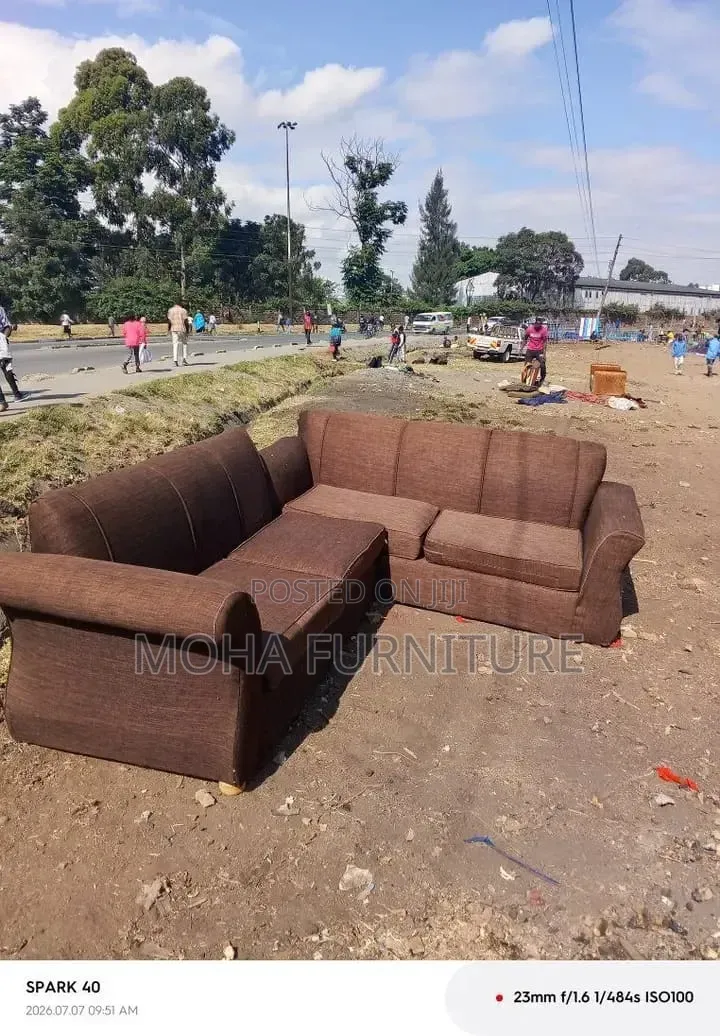 6 Seater Second Hand Sofa in Good Condition
