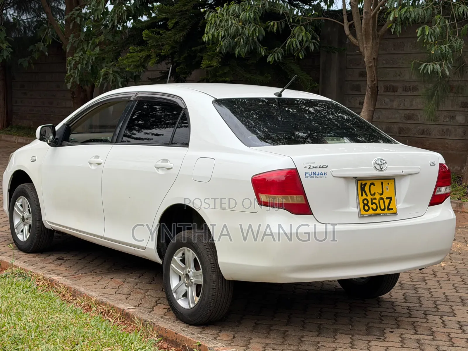 Toyota Axio 2009 White