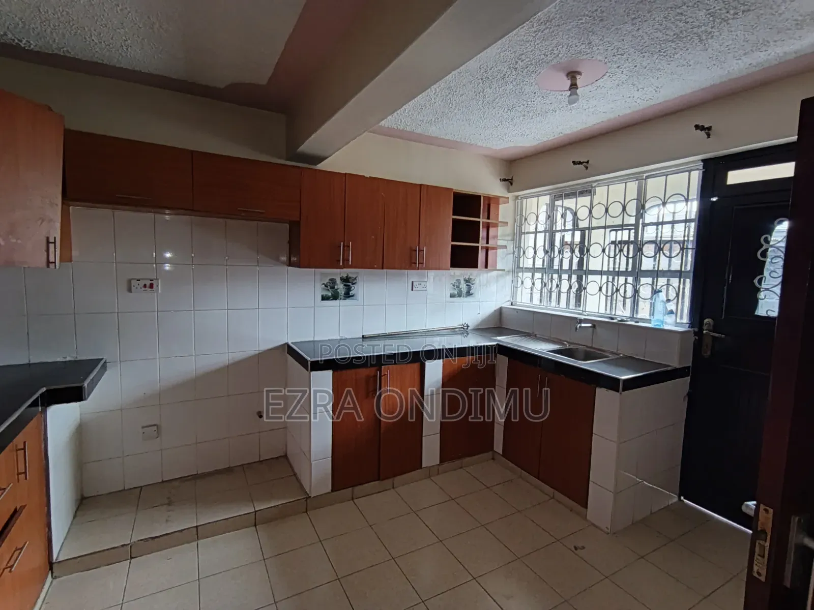 5bdrm Maisonette in Gimu Estate, Lukenya for sale