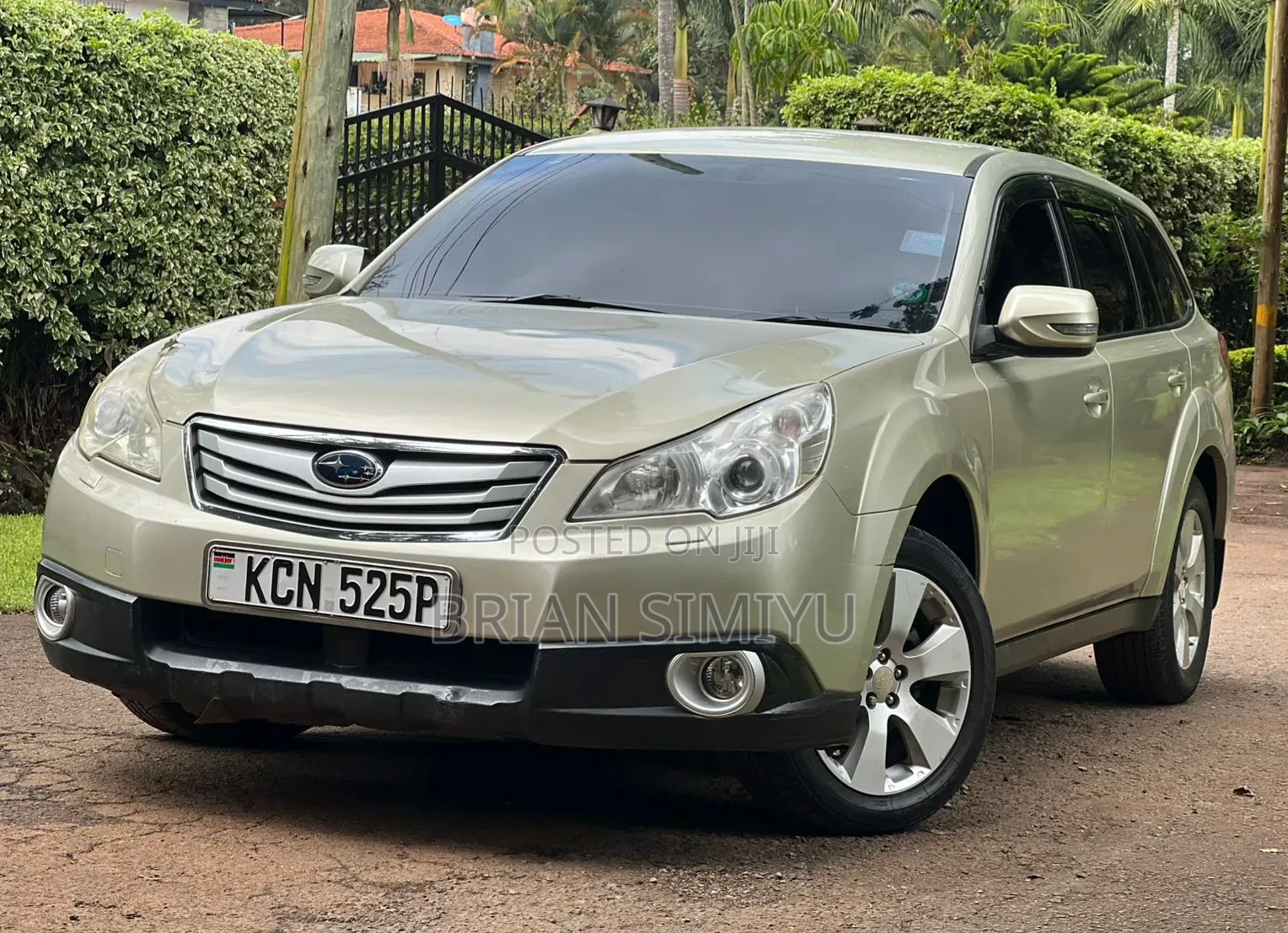 Subaru Outback 2010 Green