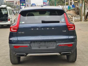 Volvo XC40 2020 Blue