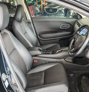 Honda Vezel 2019 Blue