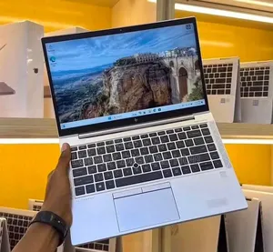 Laptop HP EliteBook 1040 G6 16GB Intel Core i7 SSD 512GB