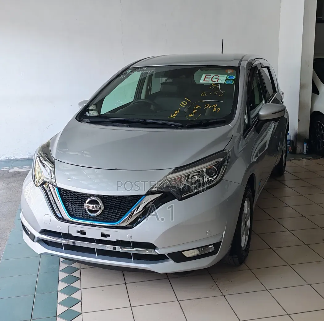 Nissan Note 2019 Silver