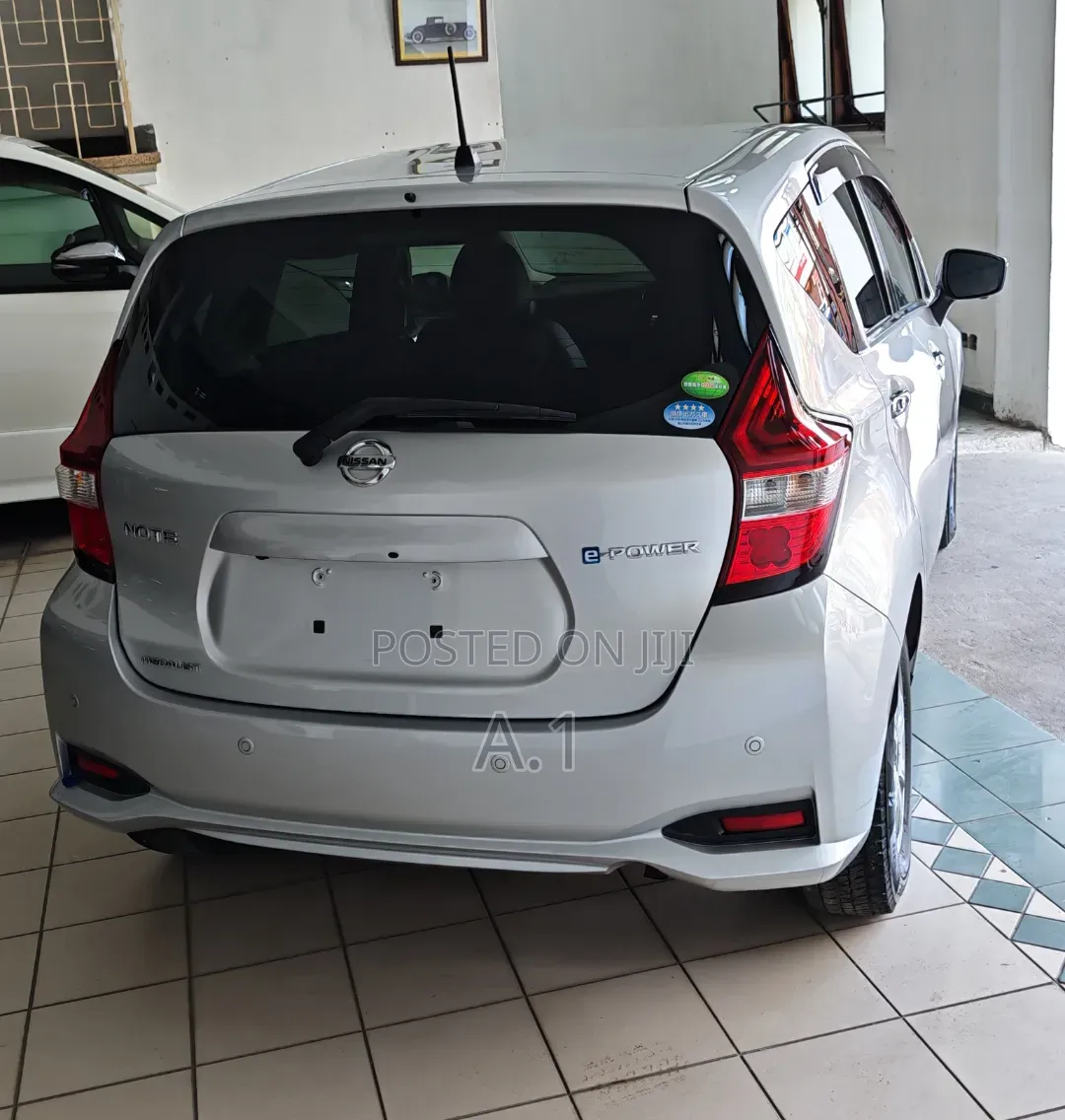 Nissan Note 2019 Silver