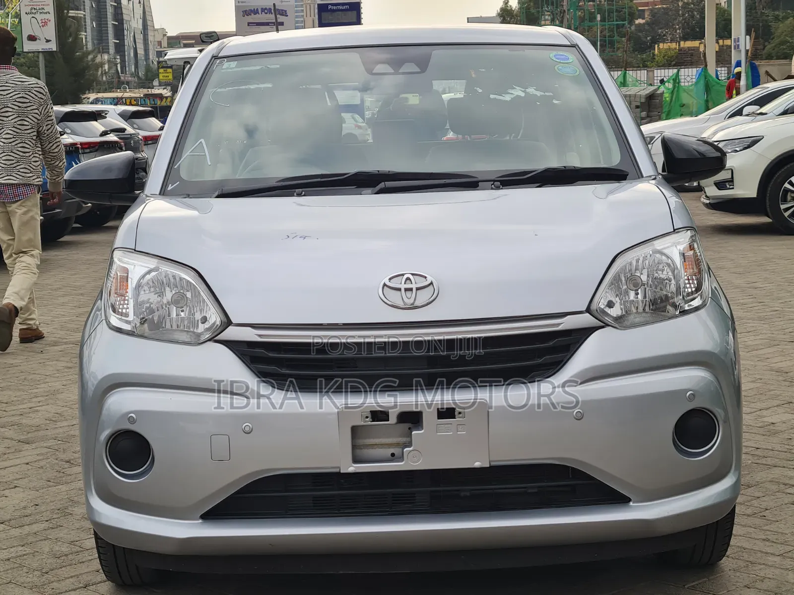 Toyota Passo 2019 Silver
