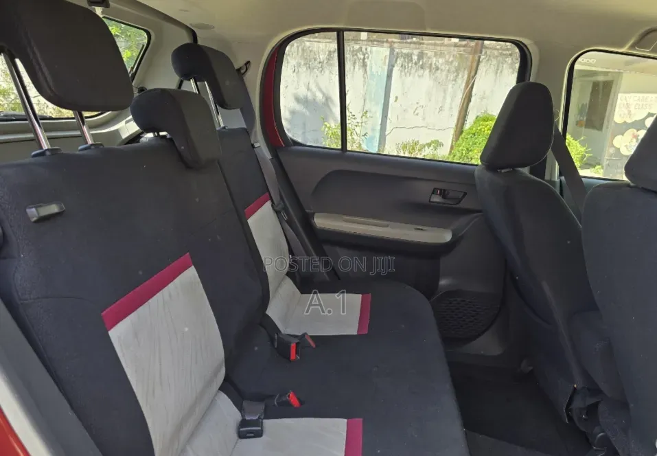 Daihatsu Boon 2019 Maroon